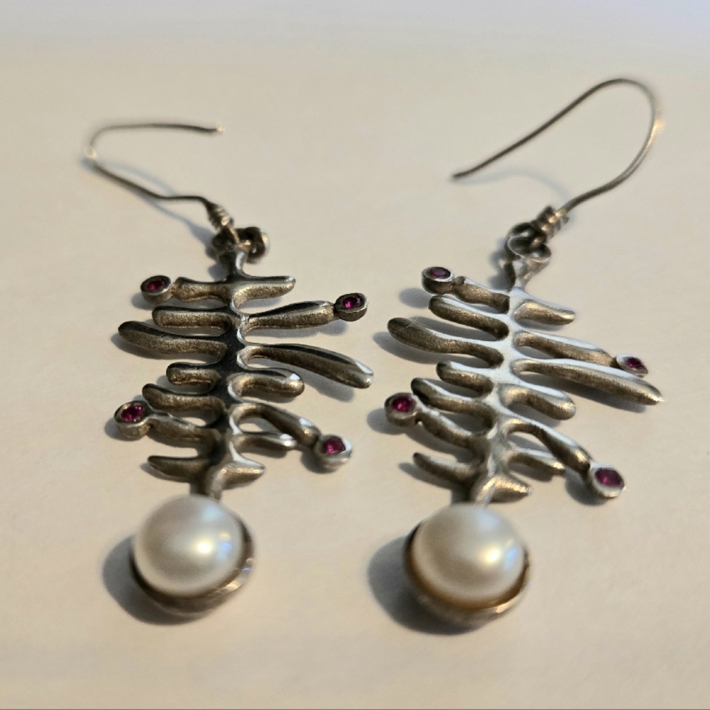 925 Fishbone Earrings  Pearls & Garnets Stones